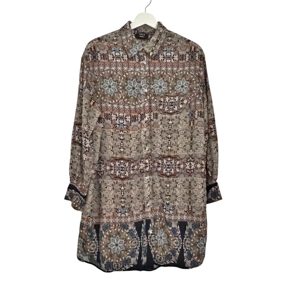 Vici Geometric Print Button Up Tunic Top size Medium